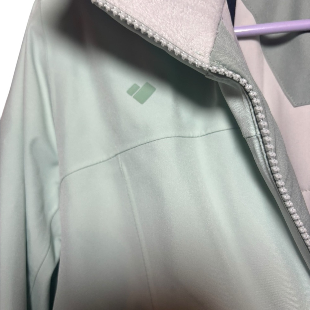 Obermeyer First Chair Jacket — NWT — Women’s Ski Snow Coat Size 6 MSRP $369 - Picture 3 of 11